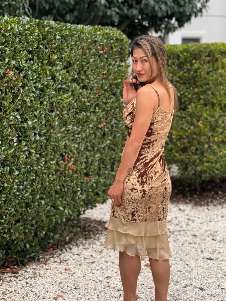 Bronze cocktail dress shop