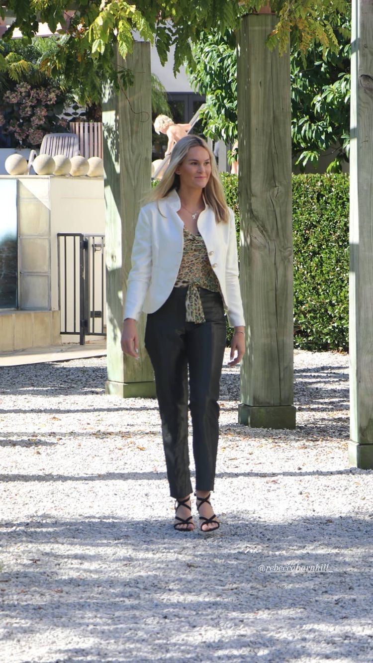 Chrystal Sloane Cream Silk/Cotton Blend Tailored Jacket.